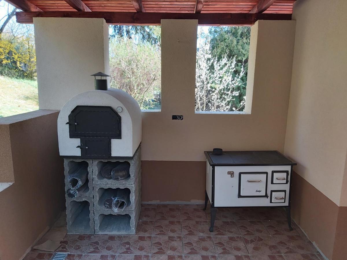 Var-Lak Vendeghaz Szendro Exterior foto