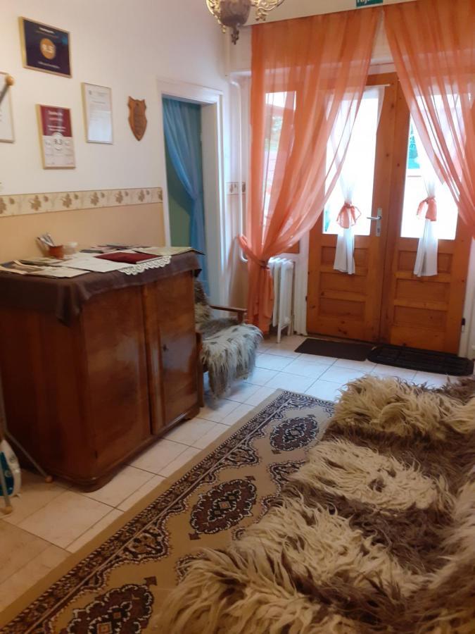 Var-Lak Vendeghaz Szendro Exterior foto