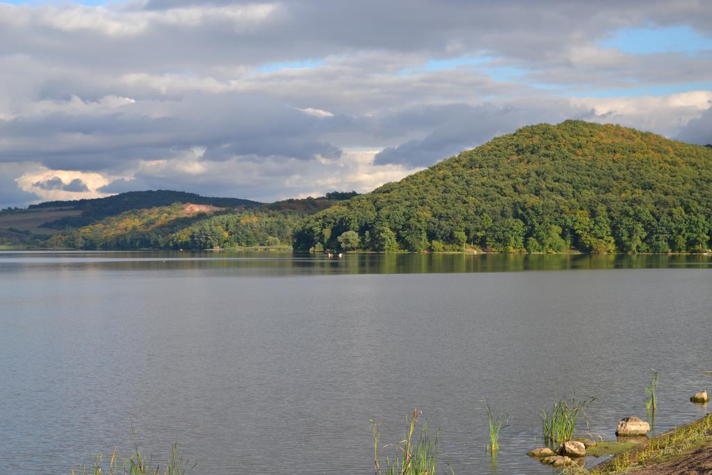 Var-Lak Vendeghaz Szendro Exterior foto